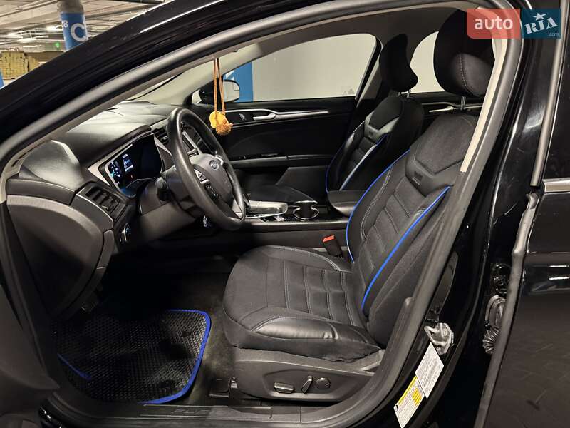 Седан Ford Fusion 2016 в Києві фото 18 Седан Ford Fusion 2016 в Києві