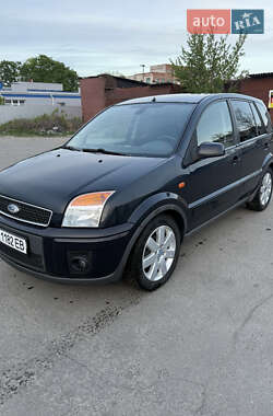 Хетчбек Ford Fusion 2006 в Сумах