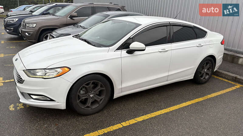 Седан Ford Fusion 2018 в Києві