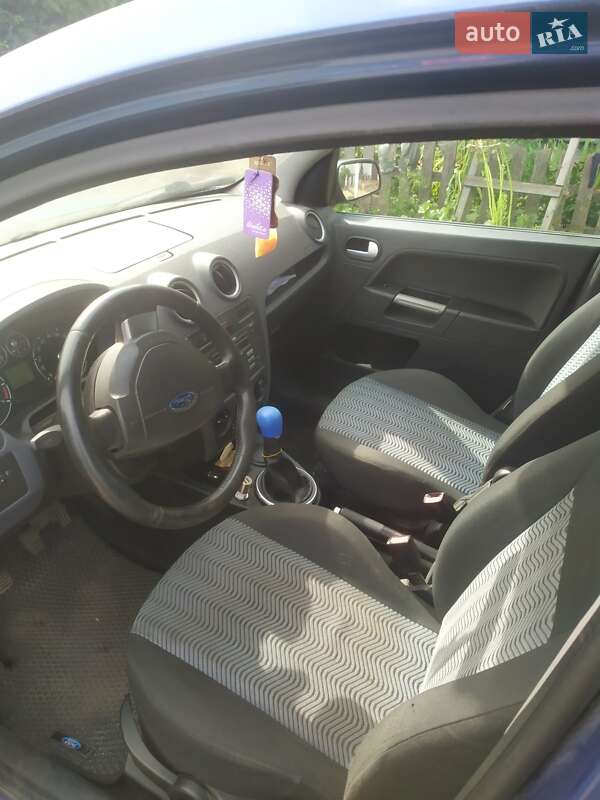Хэтчбек Ford Fusion 2008 в Камне-Каширском