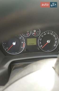 Хэтчбек Ford Fusion 2008 в 