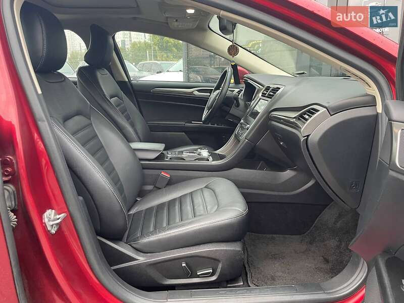 Седан Ford Fusion 2016 в Киеве фото 12 Седан Ford Fusion 2016 в Киеве