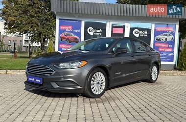 Седан Ford Fusion 2016 в Львове