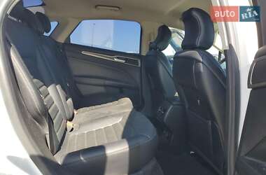 Седан Ford Fusion 2018 в 