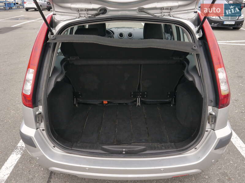 Хетчбек Ford Fusion 2008 в Києві