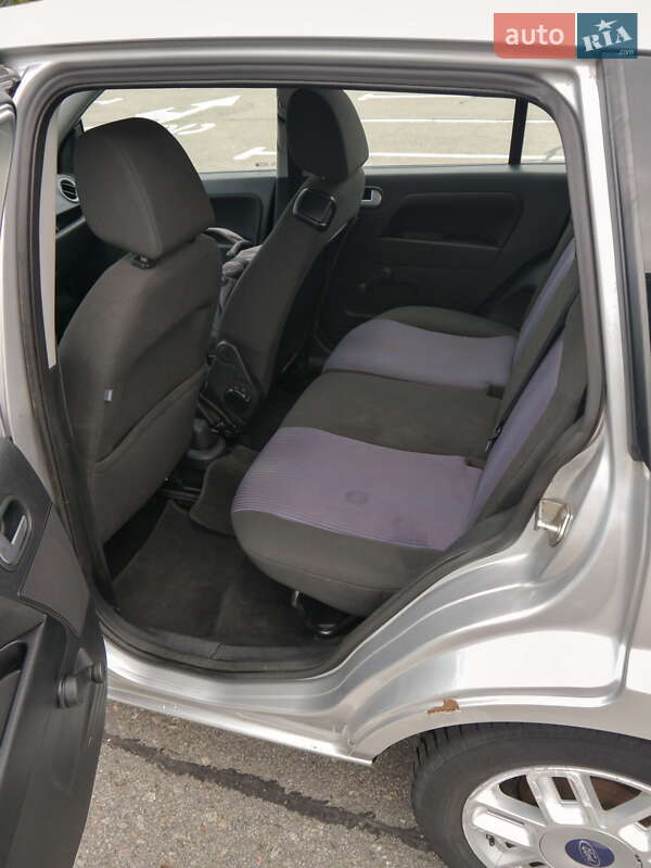 Хетчбек Ford Fusion 2008 в Києві