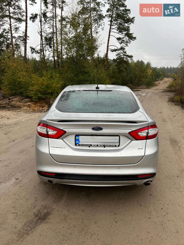 Седан Ford Fusion 2015 в Ирпене