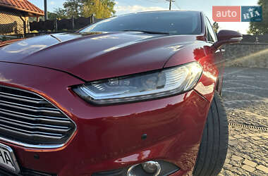 Седан Ford Fusion 2014 в 