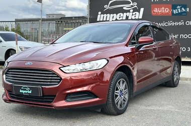 Седан Ford Fusion 2014 в  фото 3 Седан Ford Fusion 2014 в