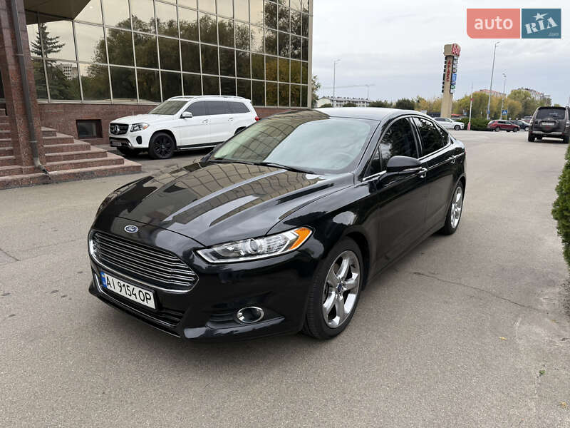Седан Ford Fusion 2015 в Киеве