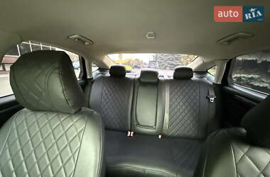 Седан Ford Fusion 2015 в 