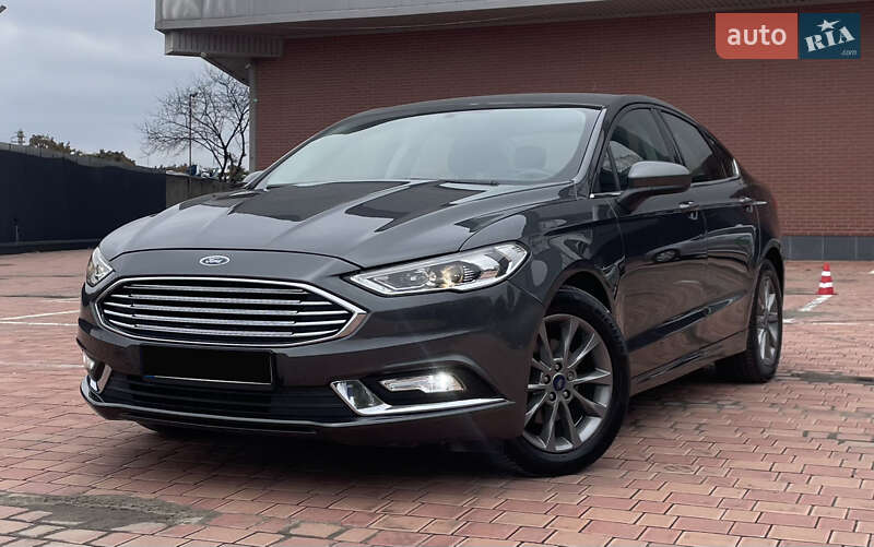 Седан Ford Fusion 2017 в Одесі