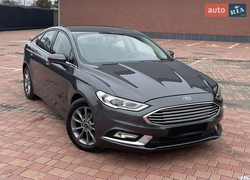 Седан Ford Fusion 2017 в Одесі