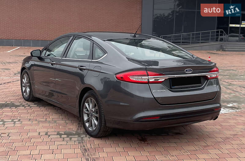 Седан Ford Fusion 2017 в Одесі