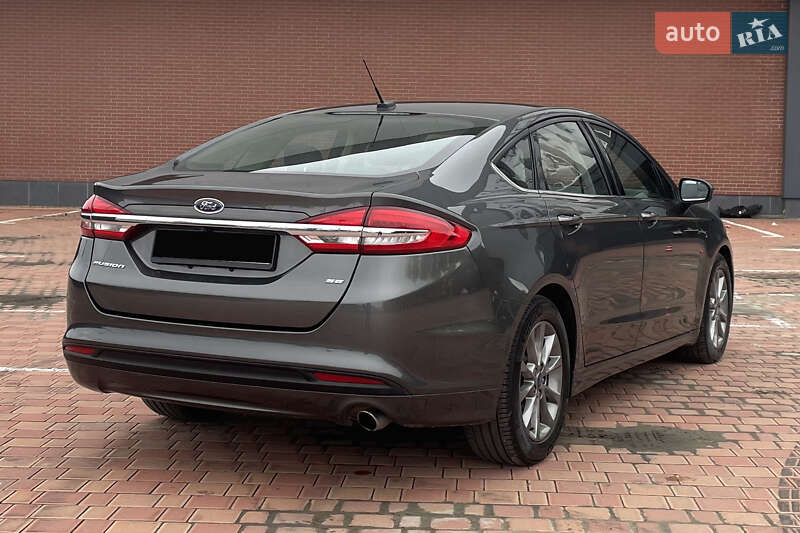 Седан Ford Fusion 2017 в Одесі