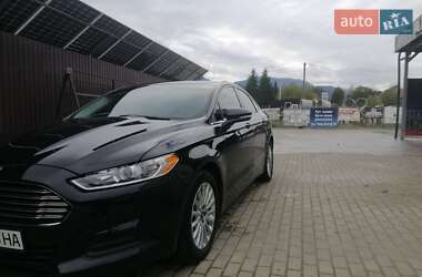 Седан Ford Fusion 2014 в 