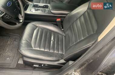 Седан Ford Fusion 2020 в 