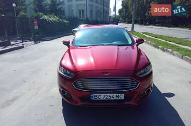 Седан Ford Fusion 2013 в 