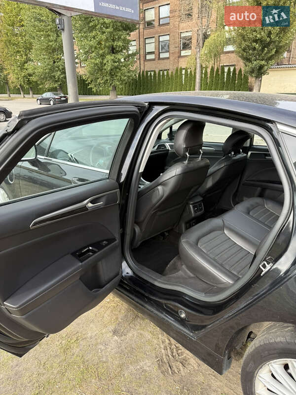 Седан Ford Fusion 2014 в Киеве