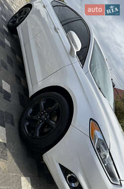 Седан Ford Fusion 2014 в 