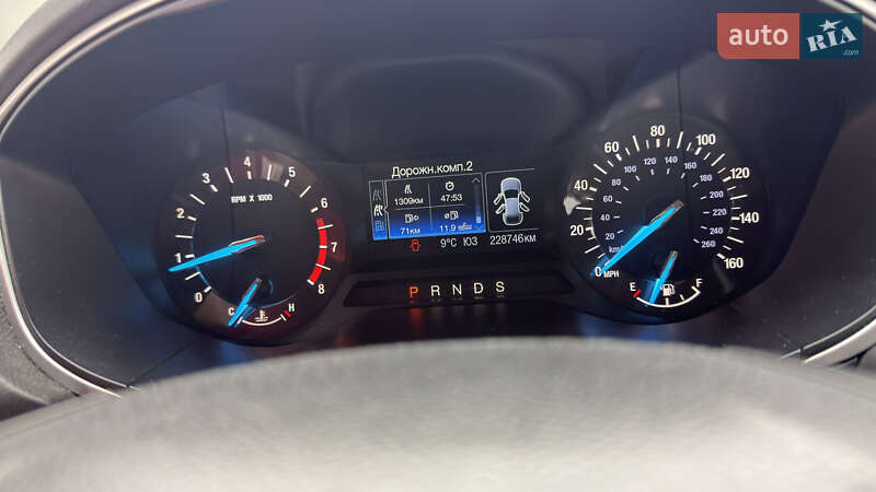 Седан Ford Fusion 2014 в Львові