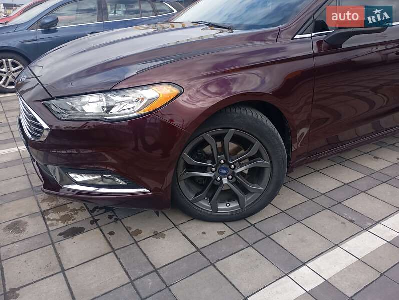 Седан Ford Fusion 2018 в Виннице