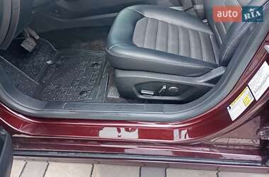 Седан Ford Fusion 2018 в 