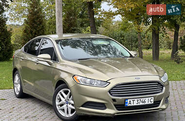 Седан Ford Fusion 2012 в 