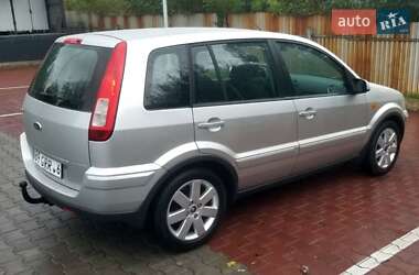 Хэтчбек Ford Fusion 2006 в 