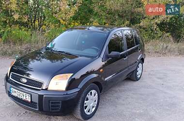 Хетчбек Ford Fusion 2005 в  фото 42 Хетчбек Ford Fusion 2005 в