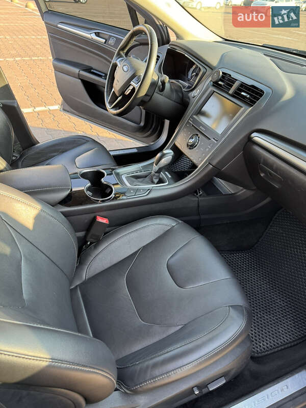 Седан Ford Fusion 2014 в Житомирі