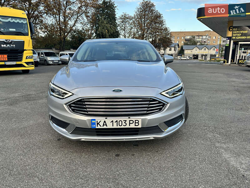 Седан Ford Fusion 2017 в Киеве
