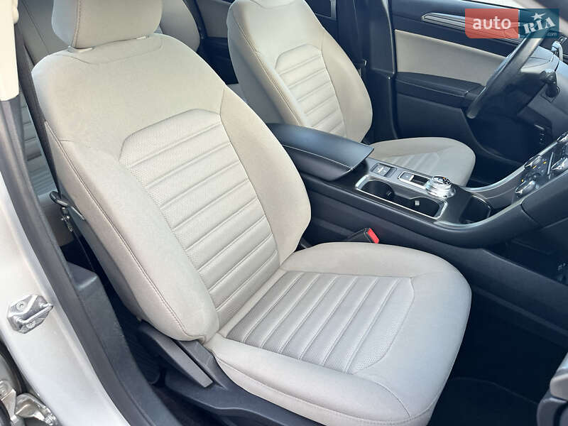 Седан Ford Fusion 2017 в Киеве