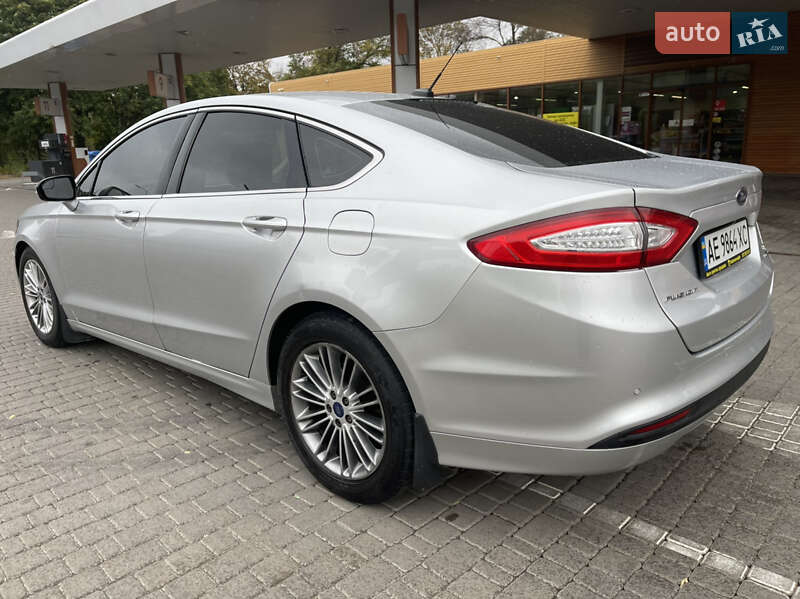 Седан Ford Fusion 2014 в Одесі