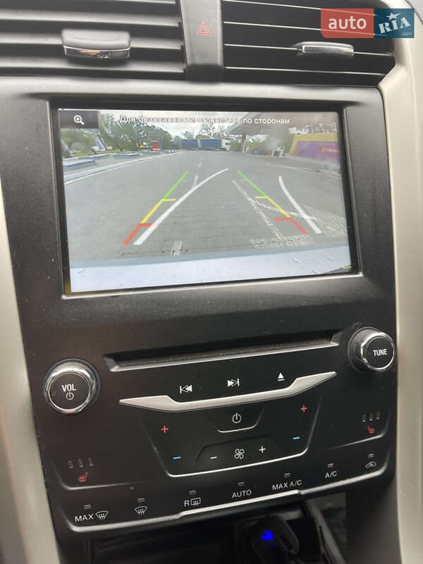 Седан Ford Fusion 2014 в Одесі