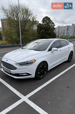 Седан Ford Fusion 2018 в Чернігові