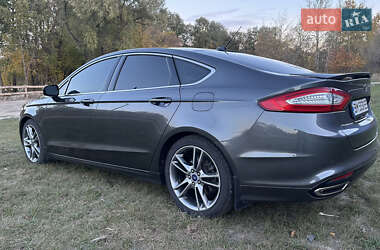 Седан Ford Fusion 2014 в 