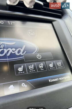 Седан Ford Fusion 2014 в 
