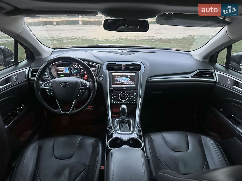Седан Ford Fusion 2014 в Сумах