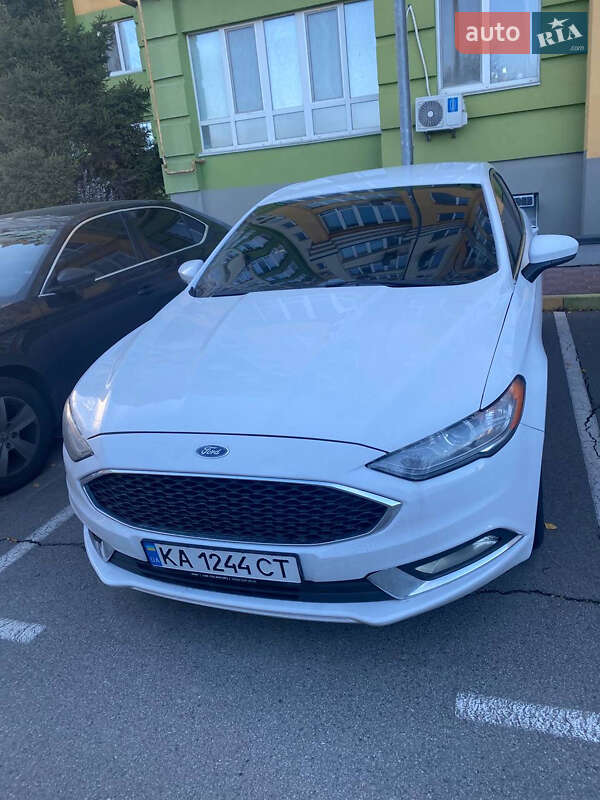 Ford Fusion 2017