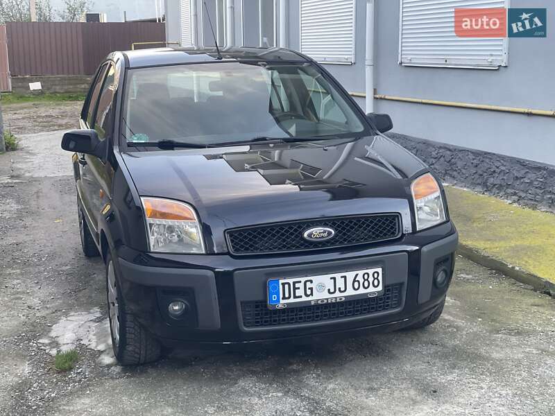 Хэтчбек Ford Fusion 2008 в Виннице