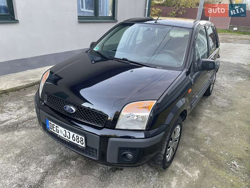 Хэтчбек Ford Fusion 2008 в Виннице