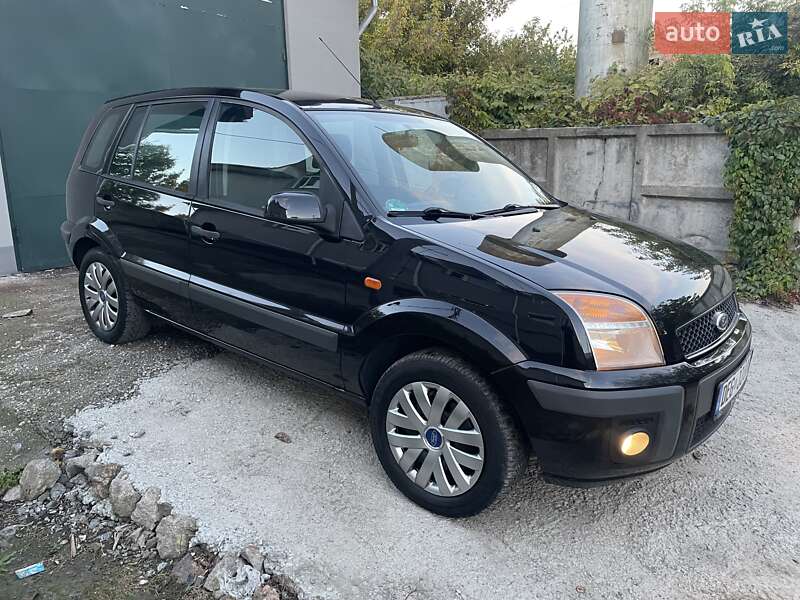 Хэтчбек Ford Fusion 2008 в Виннице