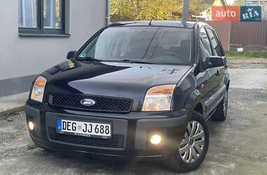 Хетчбек Ford Fusion 2008 в 