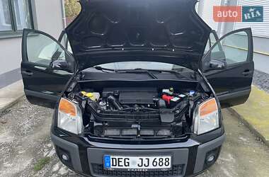 Хетчбек Ford Fusion 2008 в 