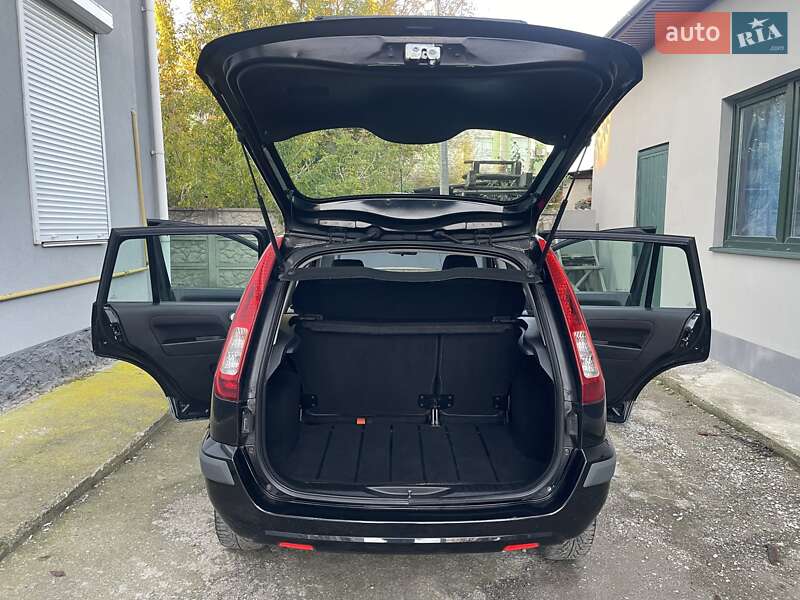 Хэтчбек Ford Fusion 2008 в Виннице