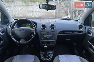 Хетчбек Ford Fusion 2008 в 