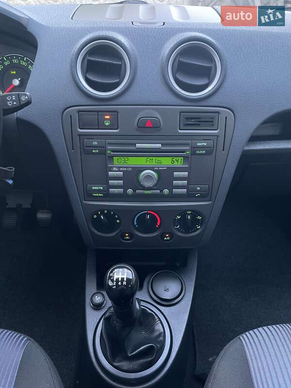 Хэтчбек Ford Fusion 2008 в Виннице