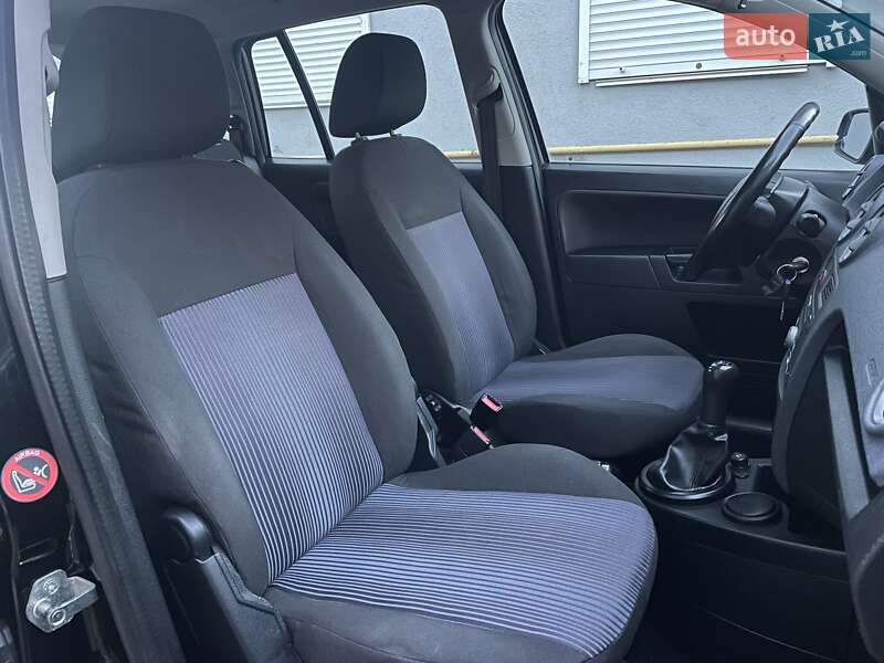 Хэтчбек Ford Fusion 2008 в Виннице