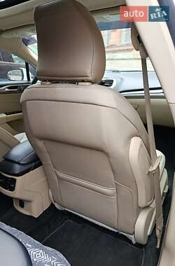 Седан Ford Fusion 2015 в 